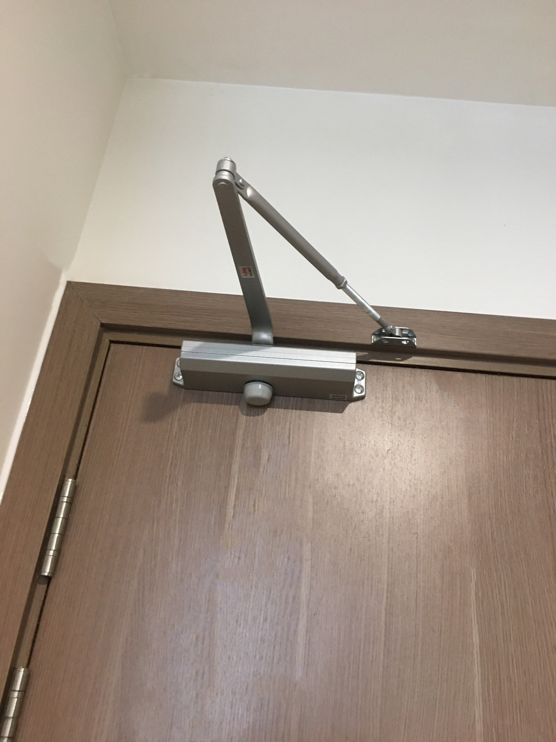 Khi nào sử dụng tay co thủy lực, công dụng và cơ chế hoạt động của tay co